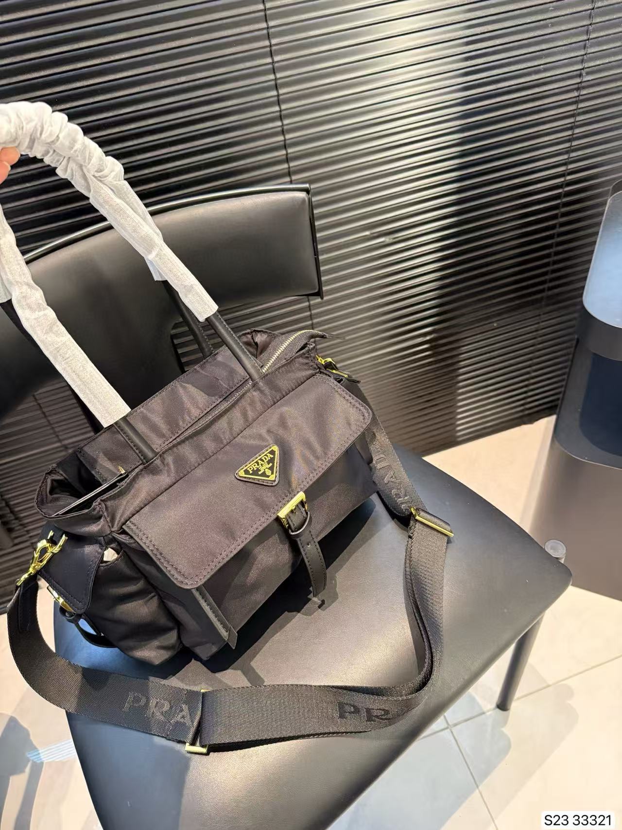 PR4DA ナイロンカメラバッグ【50％割引+送料無料】