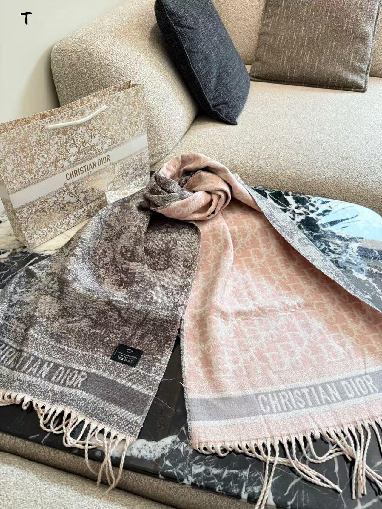 CHANE1 プリントタッセルカシミアスカーフ【50％割引+送料無料】