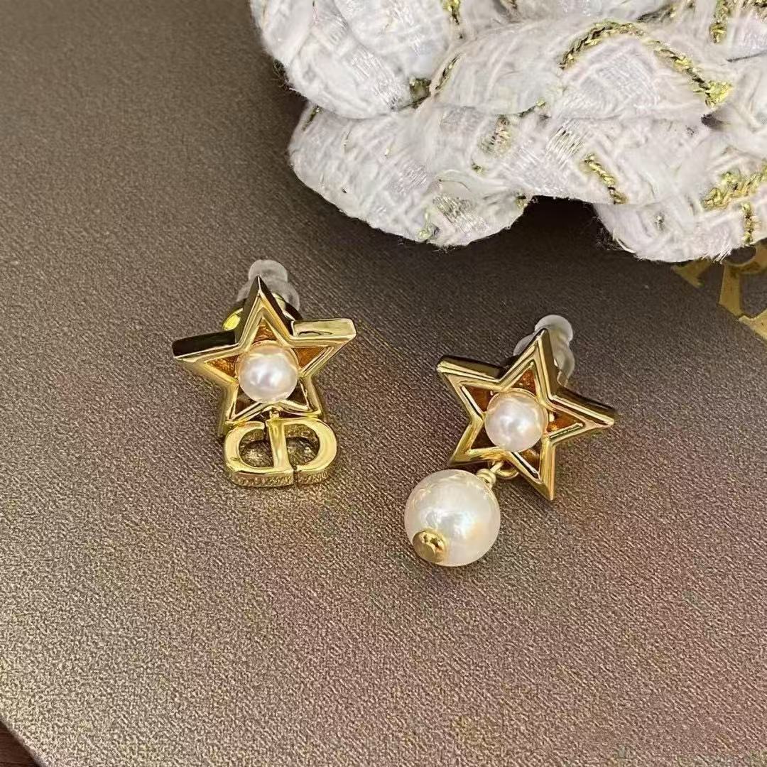 DI0R五芒星CDパールイヤリング【50％割引+送料無料】