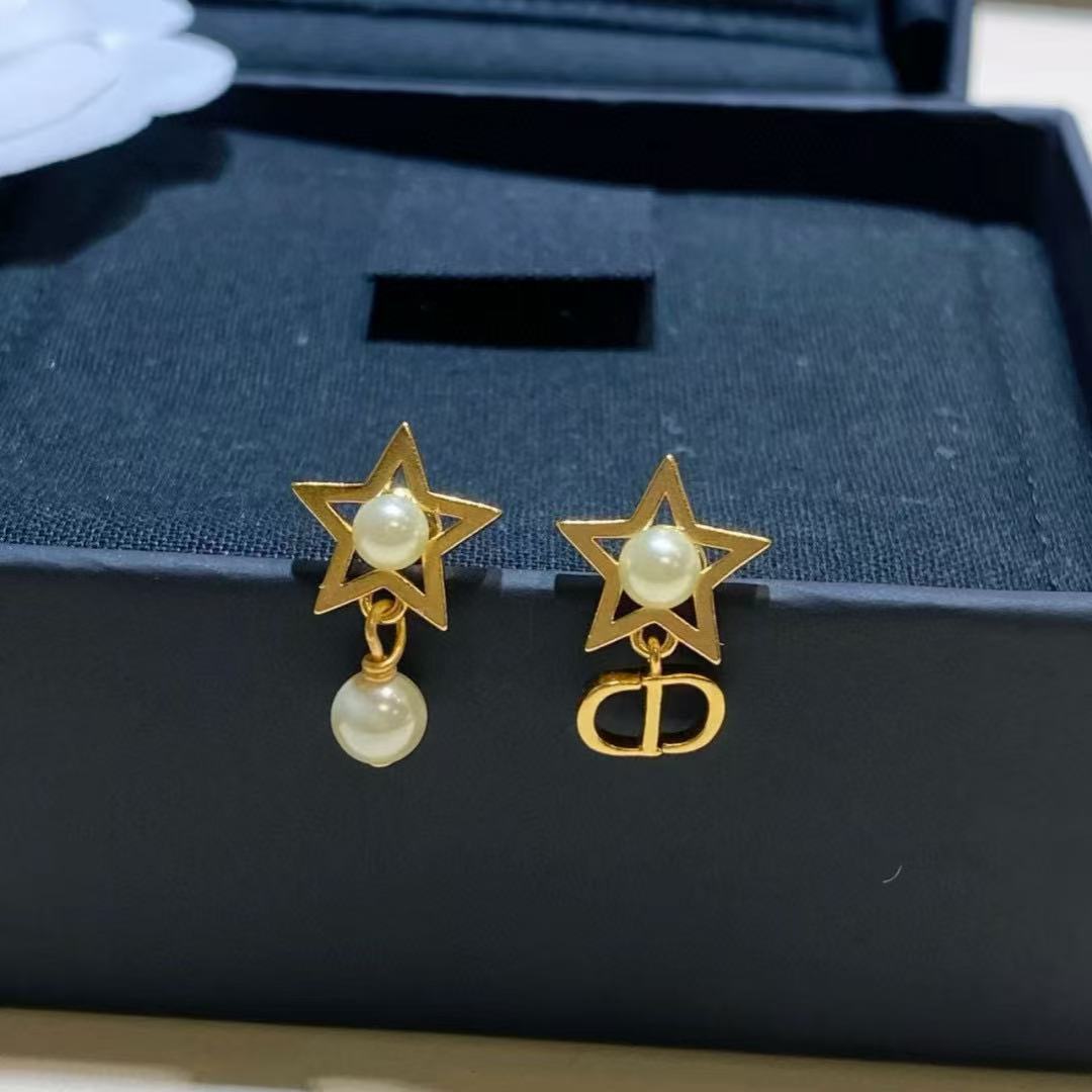 DI0R五芒星CDパールイヤリング【50％割引+送料無料】