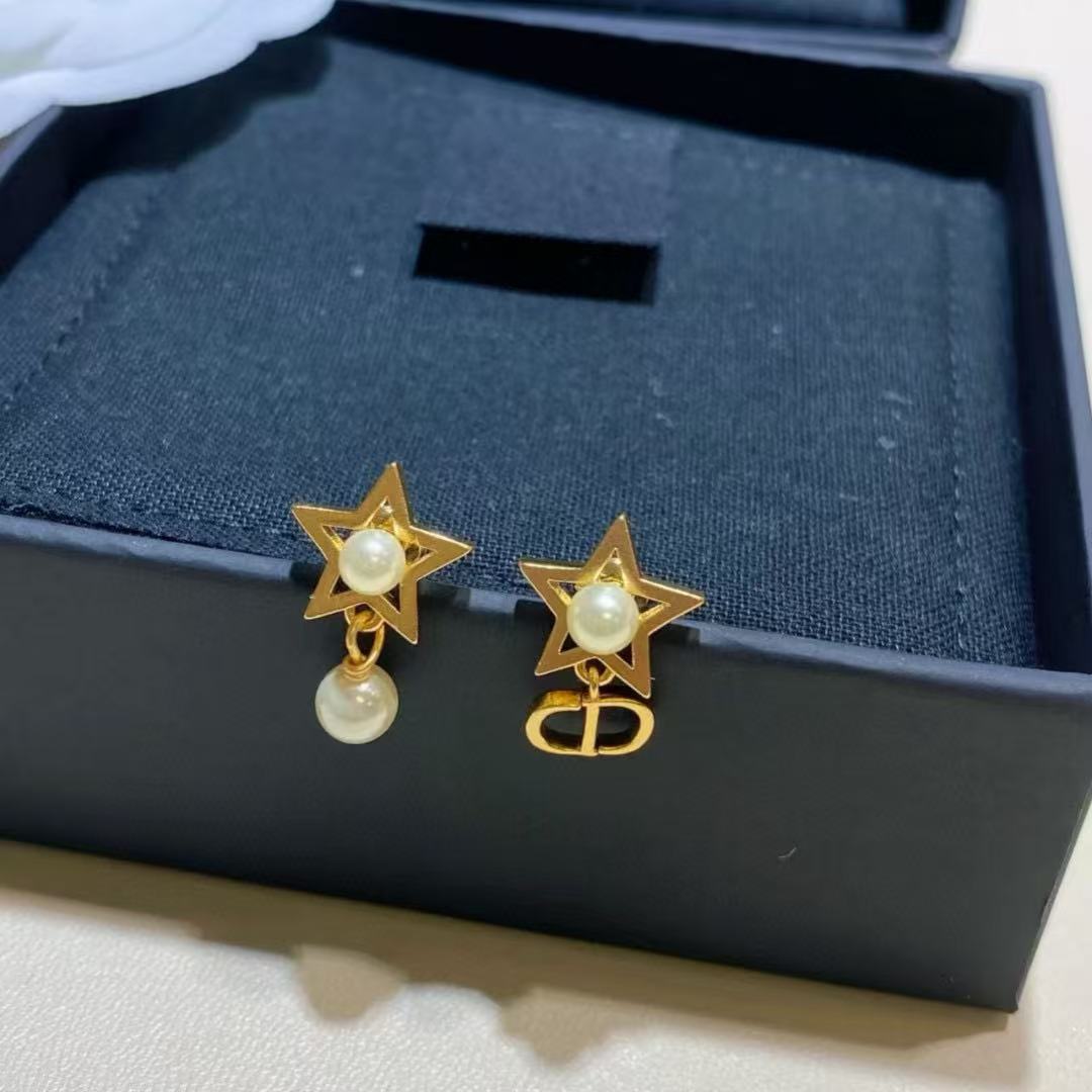 DI0R五芒星CDパールイヤリング【50％割引+送料無料】