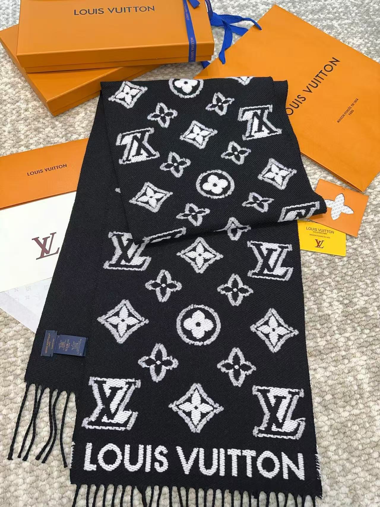 LV刺繍カシミアスカーフ【50％割引+送料無料】