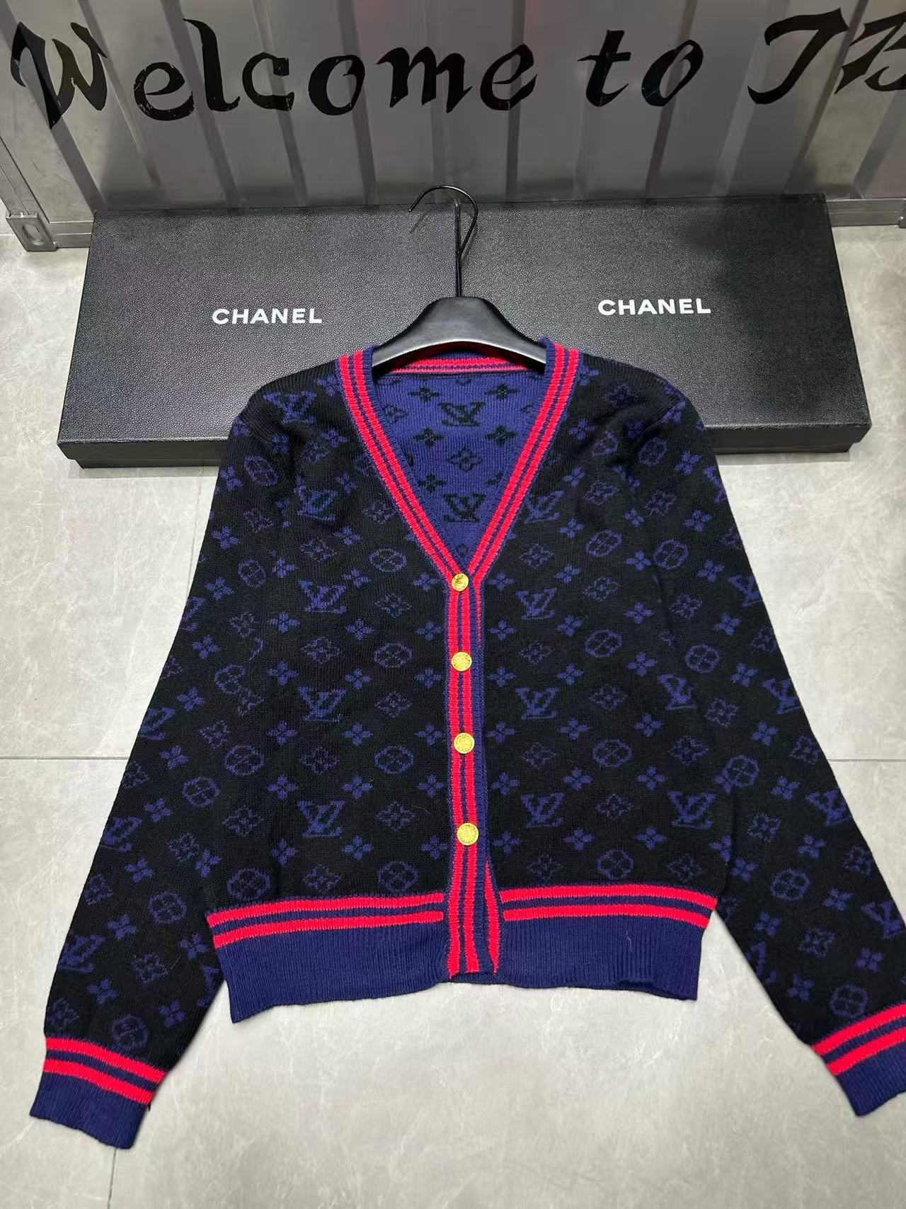 LVプリント Vネック ウールカーディガン【50％割引+送料無料】