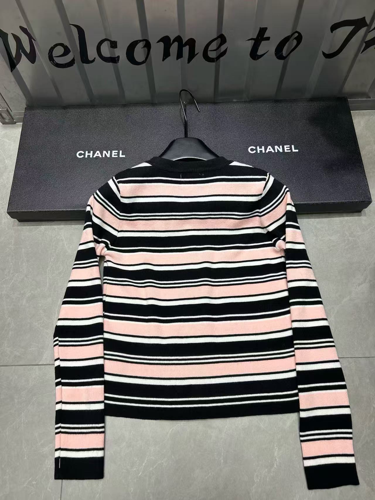 CHANE1 ストライプVネックウールカーディガン【50％割引+送料無料】