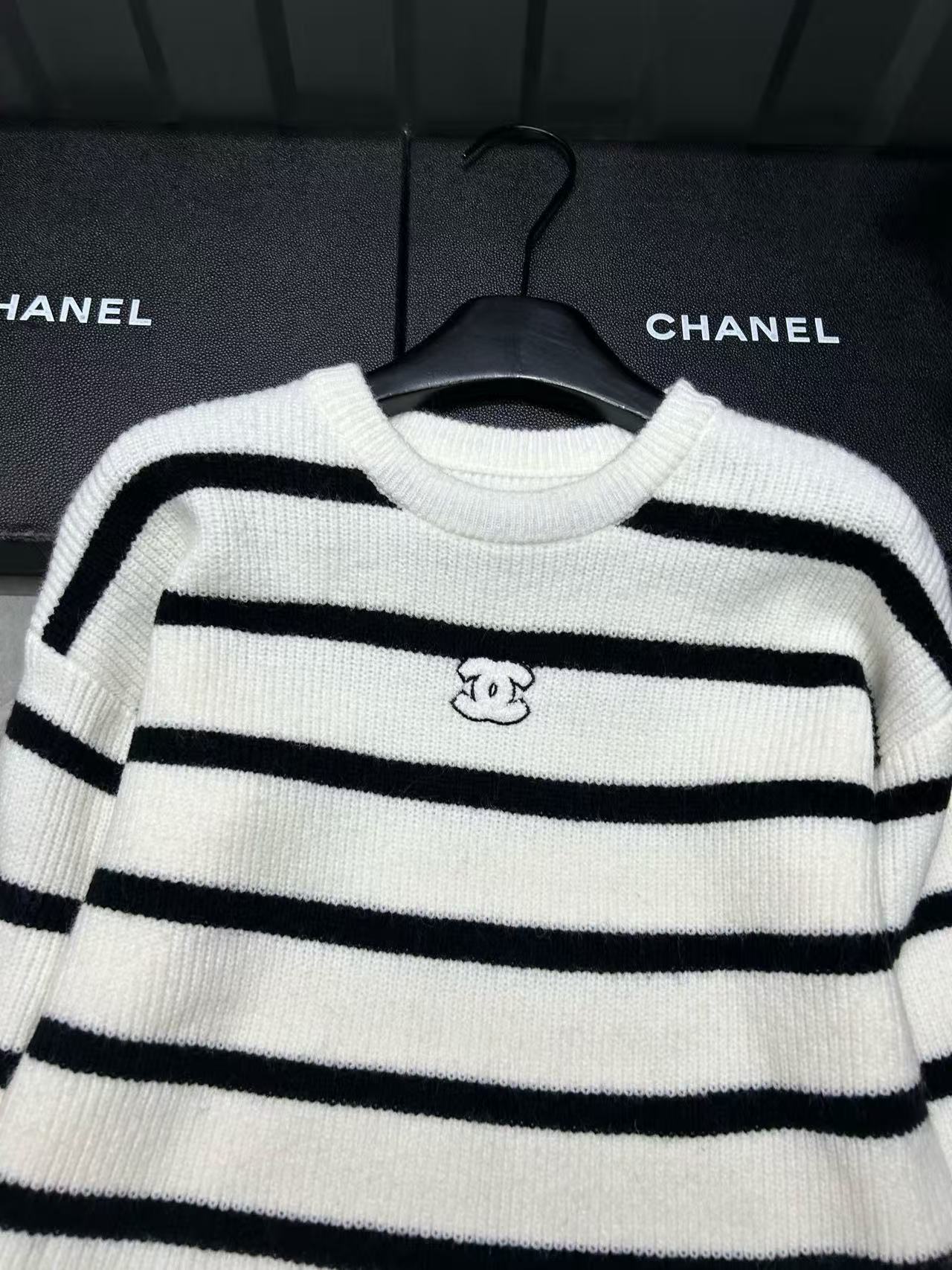 CHANE1 ストライプダブルCソックス+セーター2点セット【50％割引+送料無料】