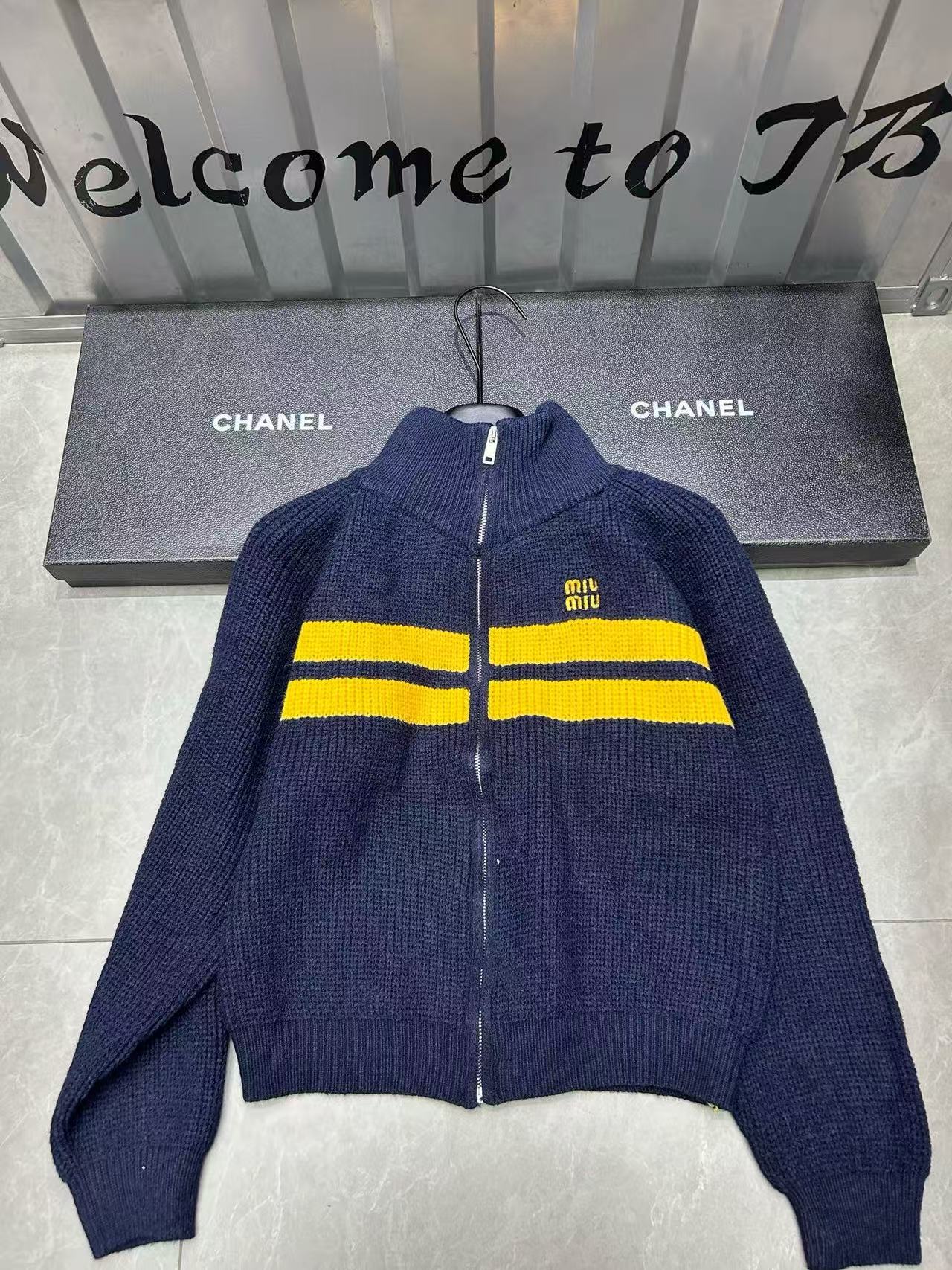 M1UM1U カラーブロック ジッパー ウール カーディガン【50％割引+送料無料】