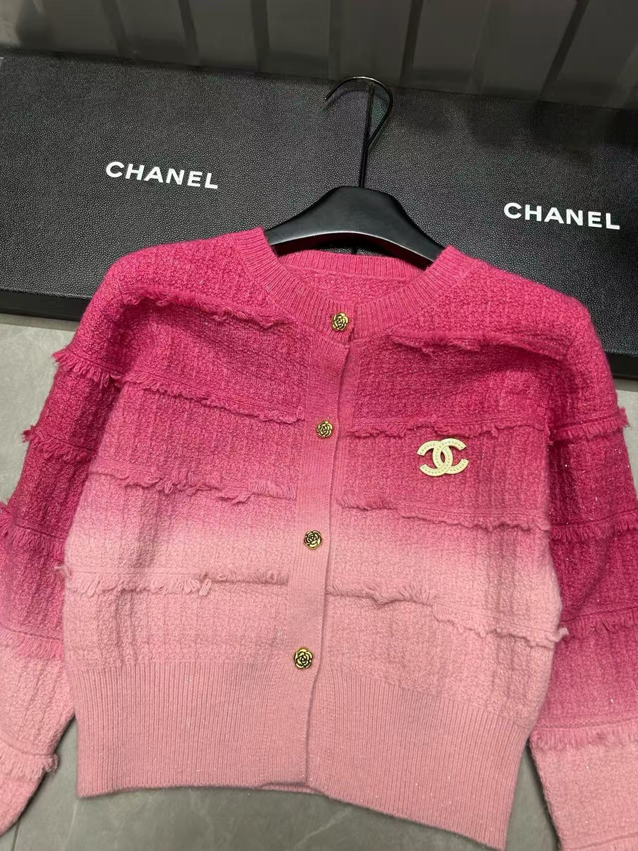 CHANE1 カラーブロック メタリックボタン ウールカーディガン【50％割引+送料無料】