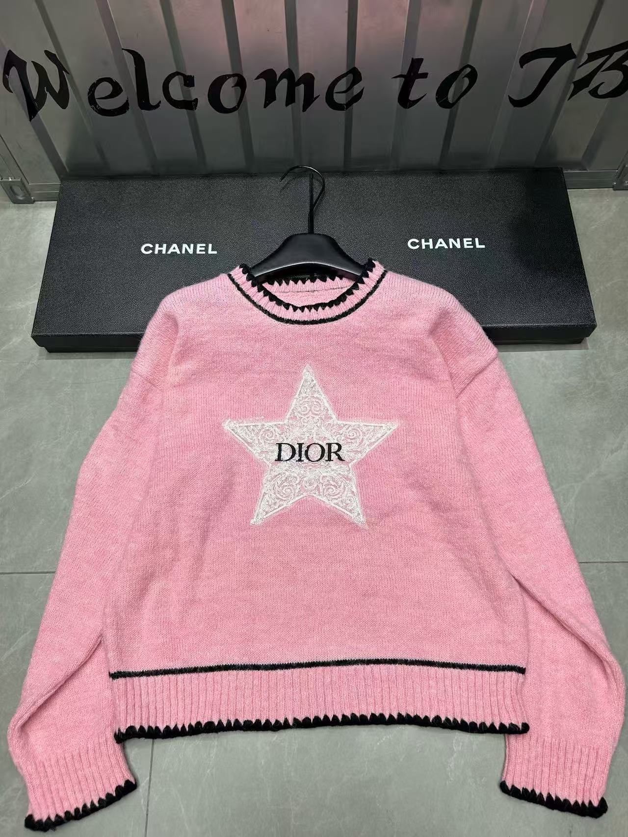 DIOR ファイブポインテッドスターレターセーター【50％割引+送料無料】