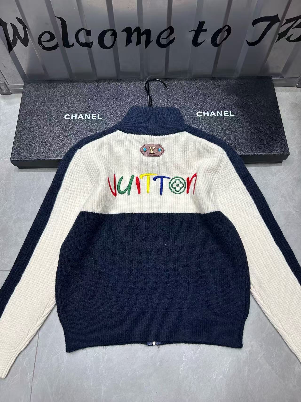 LVジッパー刺繍レターカーディガン【50％割引+送料無料】