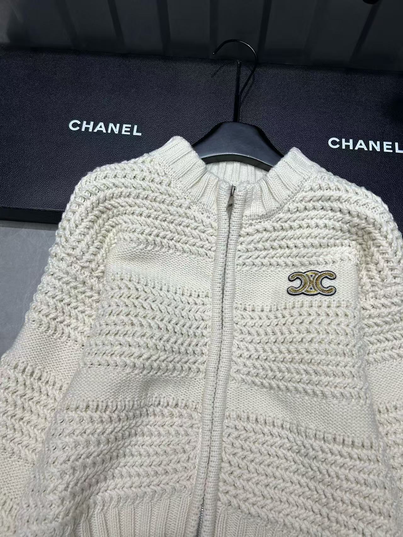 CEL1NE 凱旋門 透かし彫り ジッパー ウール カーディガン【50％割引+送料無料】