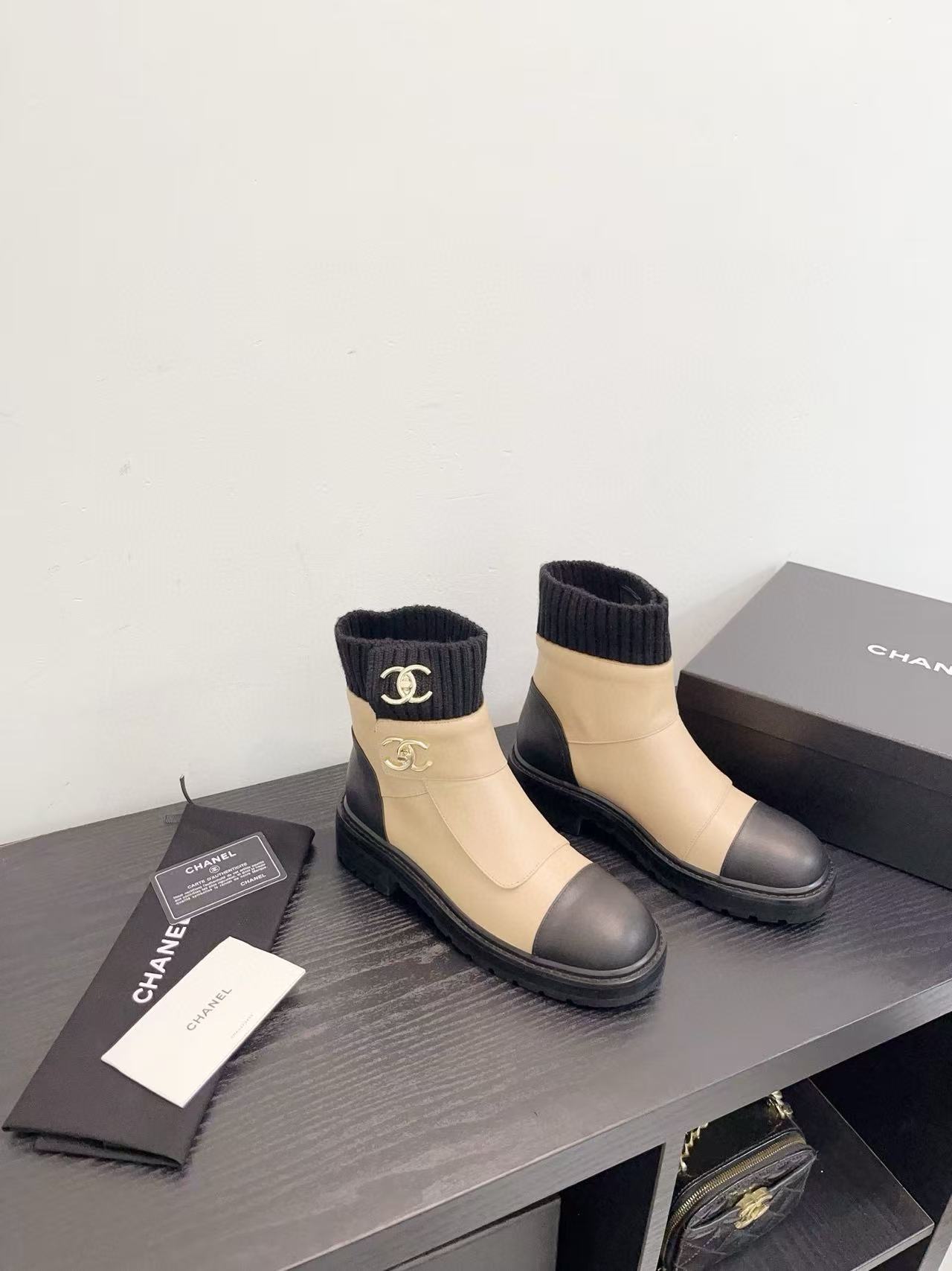 CHANE1 高品質ダブルCレザーアンクルブーツ【50％割引+送料無料】