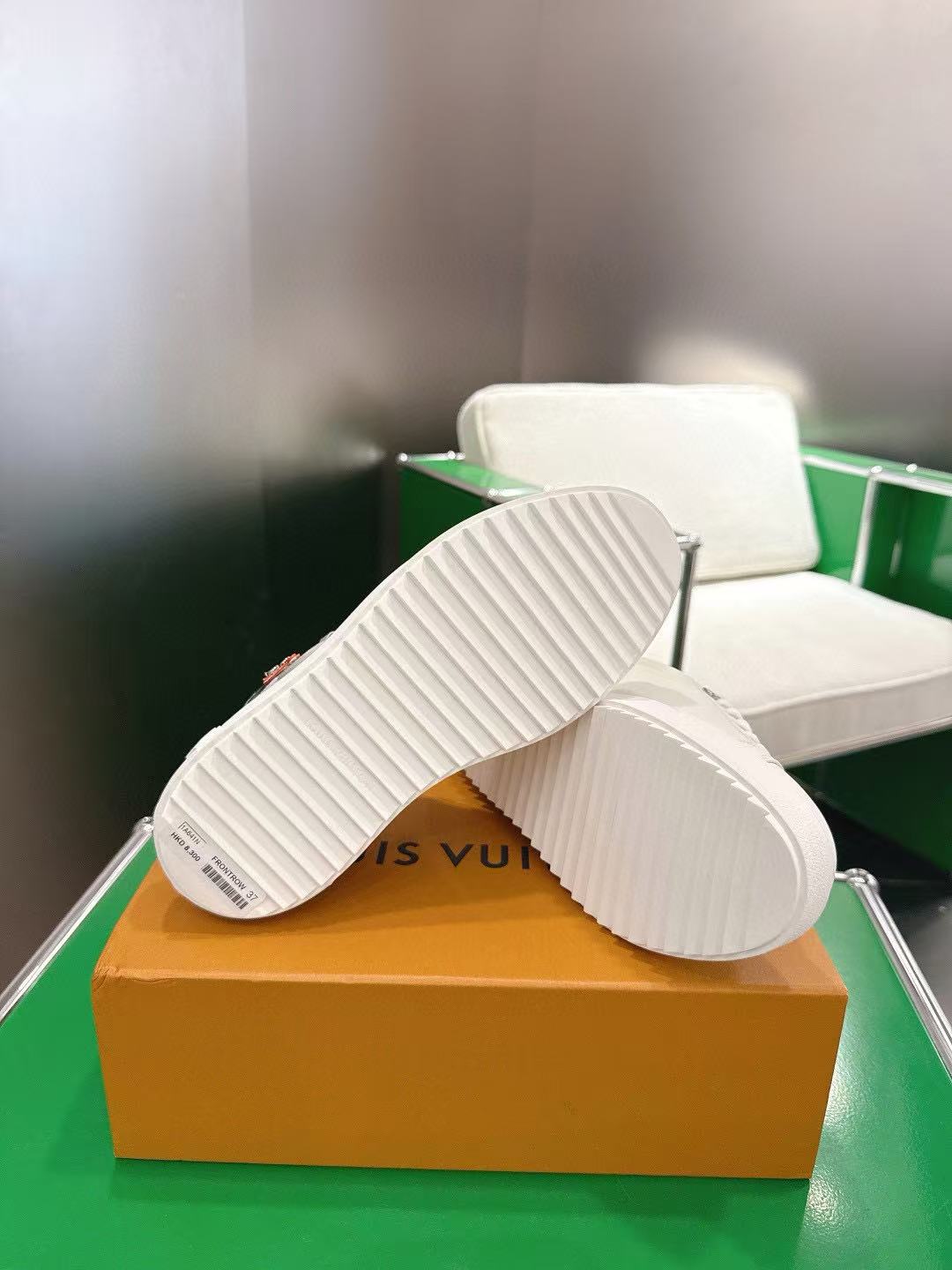 LV高品質のプリントホワイトスニーカー【50％割引+送料無料】