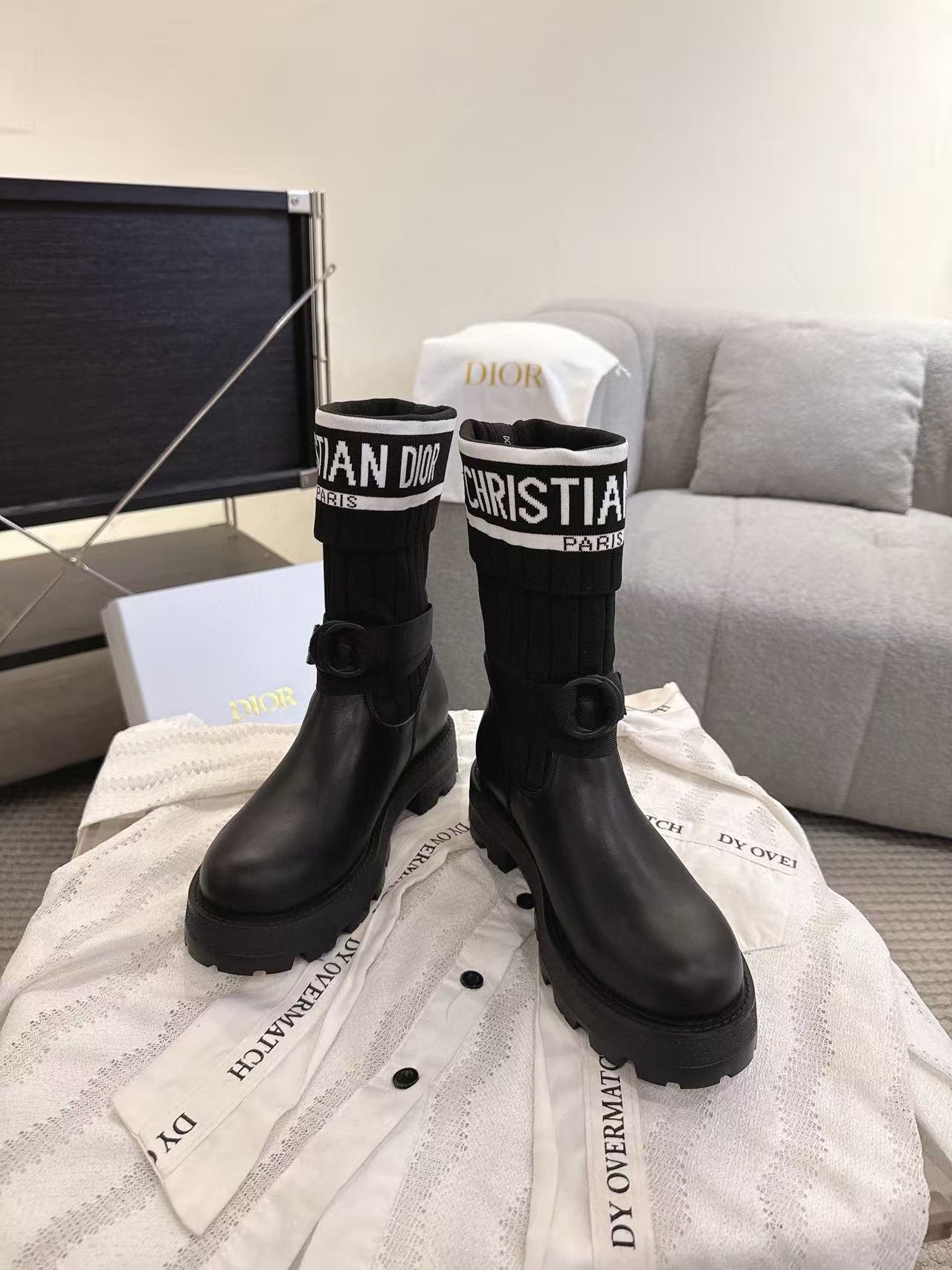 DIORの高品質ソックスアンクルブーツ【50％割引+送料無料】