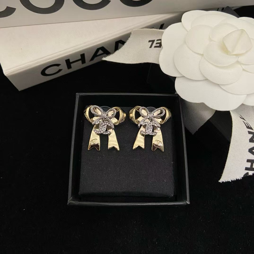 CHANE1ダブルCボウイヤリング【50％割引+送料無料】