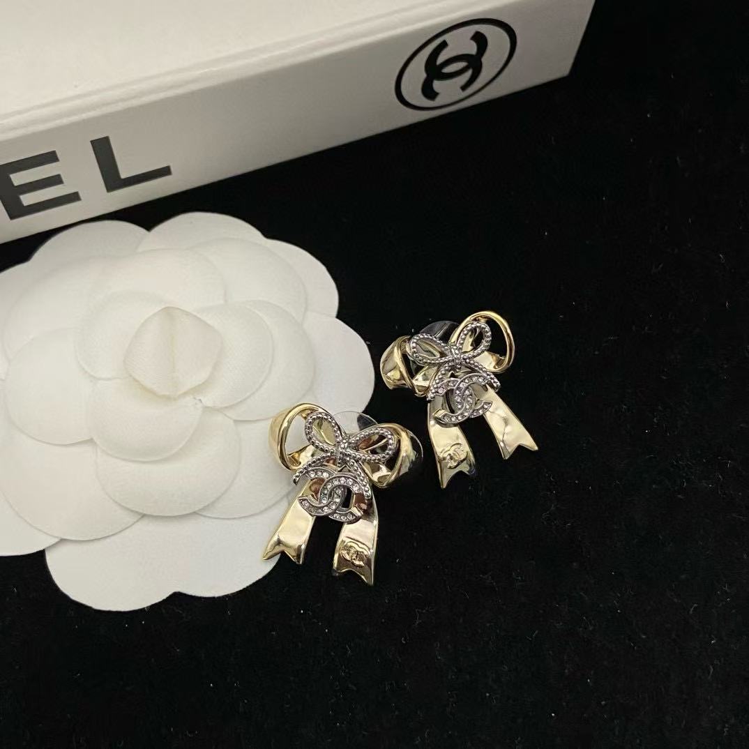 CHANE1ダブルCボウイヤリング【50％割引+送料無料】