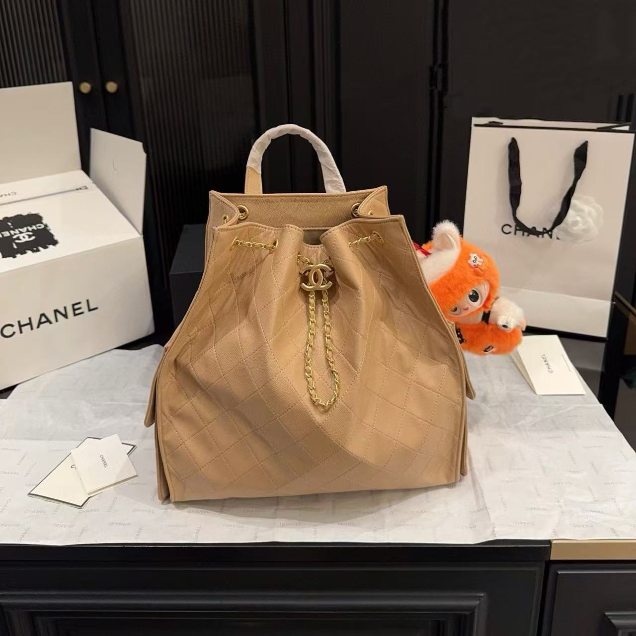 CHANE1 チェーンバケットバックパック【50％割引+送料無料】