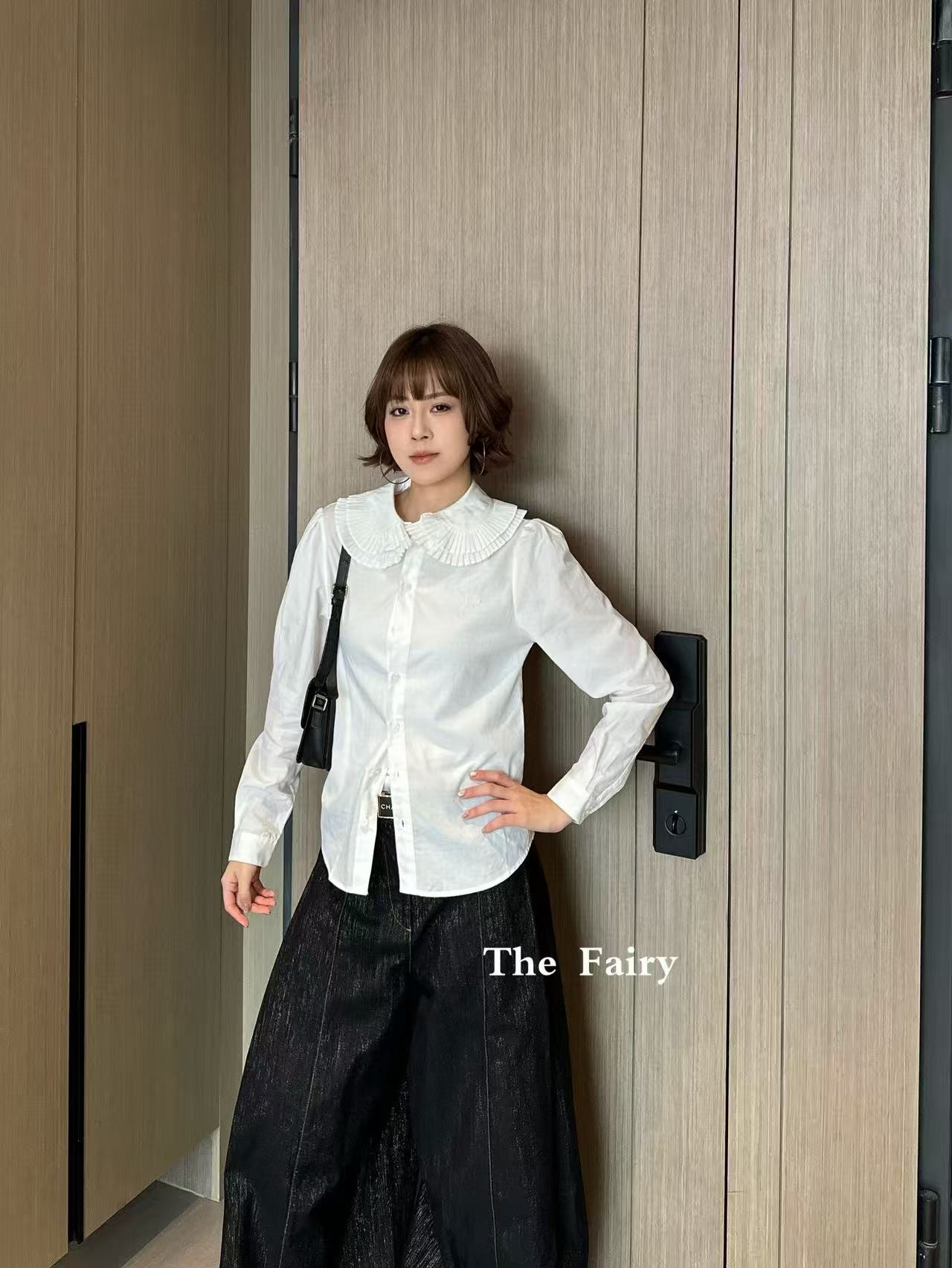 CEL1NE プリーツカラーシャツ【50％割引+送料無料】