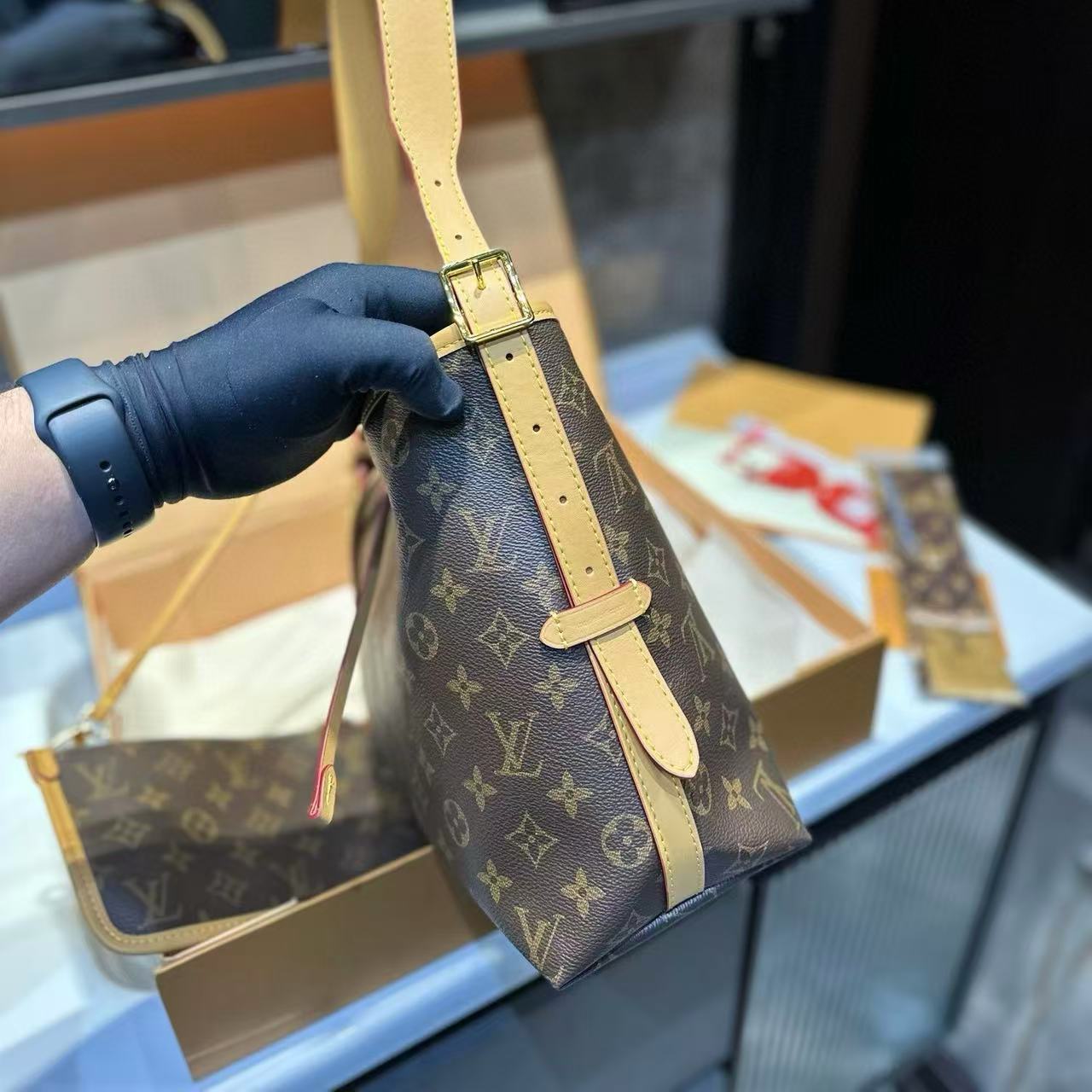LV carryall買い物袋【50％割引+送料無料】