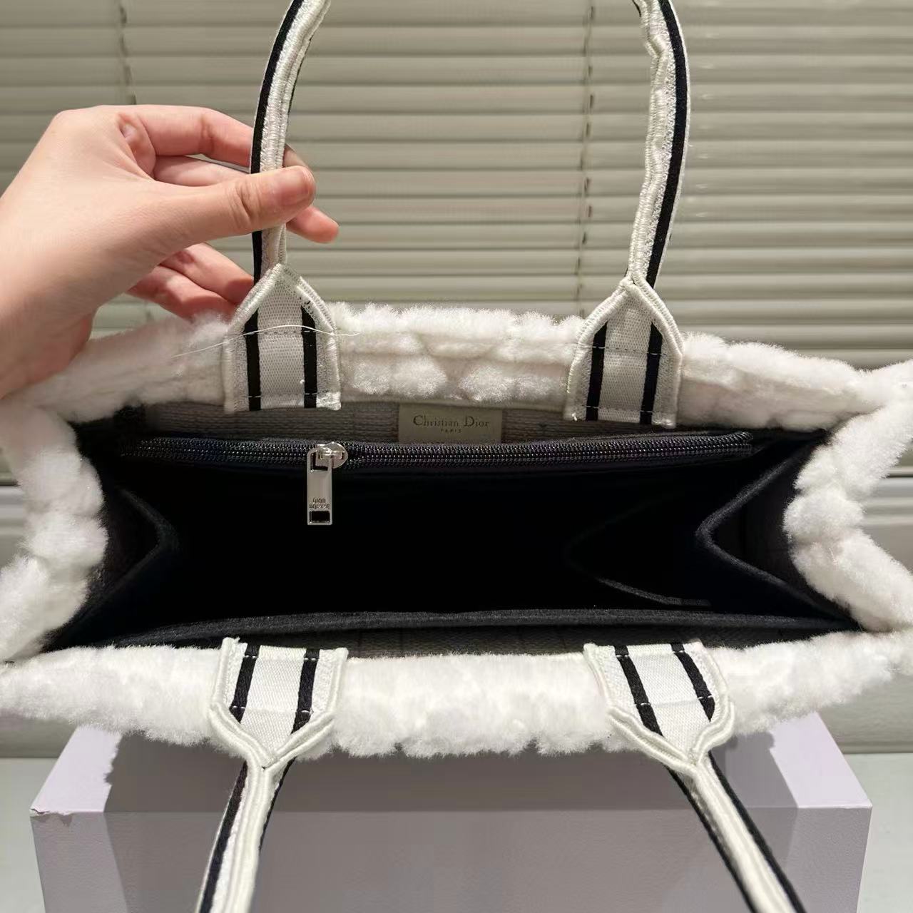 DIOR ラムウール ショッピングバッグ【50％割引+送料無料】