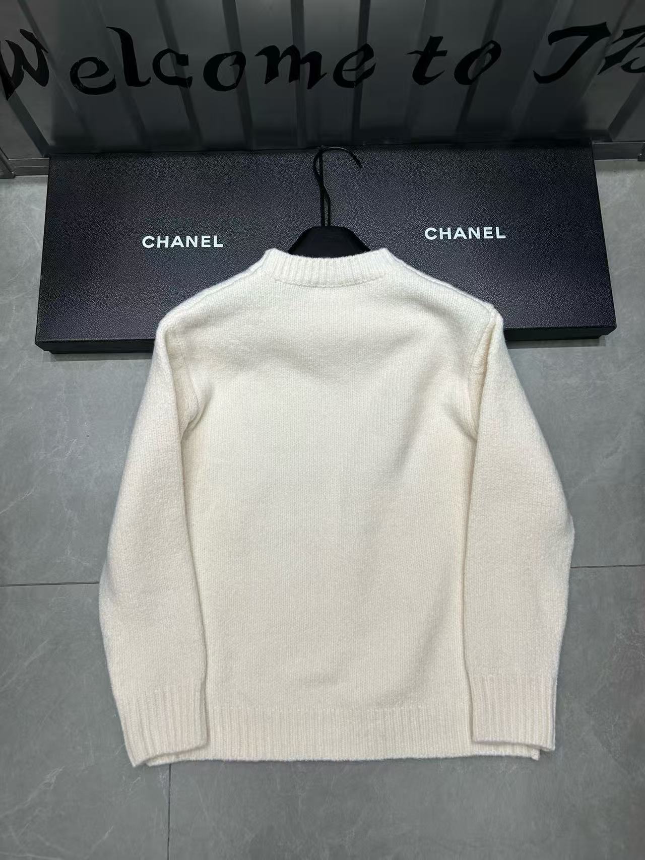 LVミニマリストロゴルーズセーター【50％割引+送料無料】