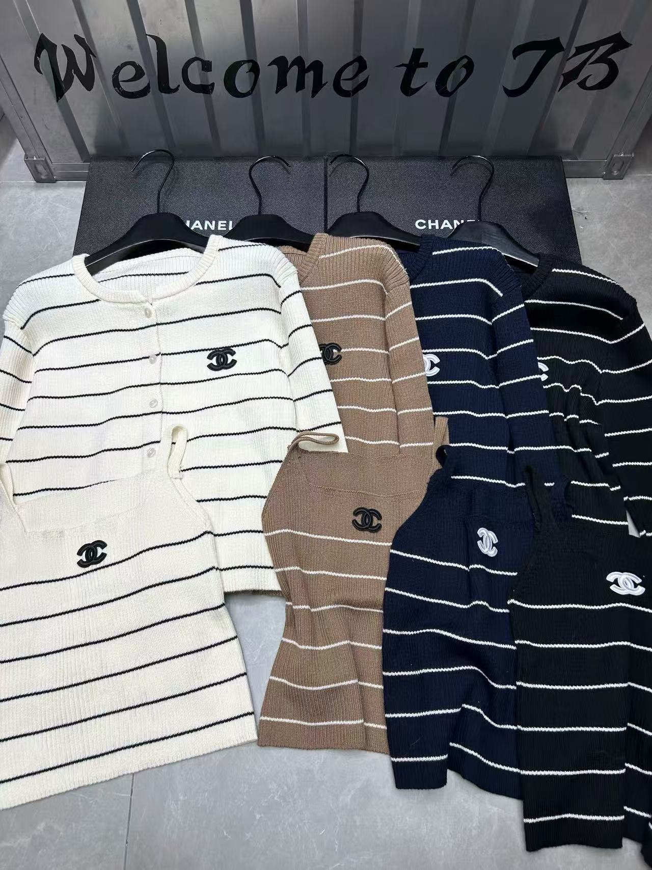 CHANE1 ウールベスト+カーディガン ツーピースセット【50％割引+送料無料】