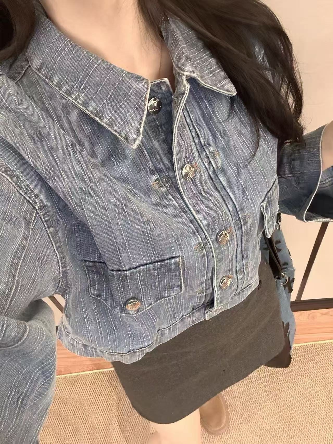 CEL1NE背中に文字が入ったデニムジャケット【50％割引+送料無料】