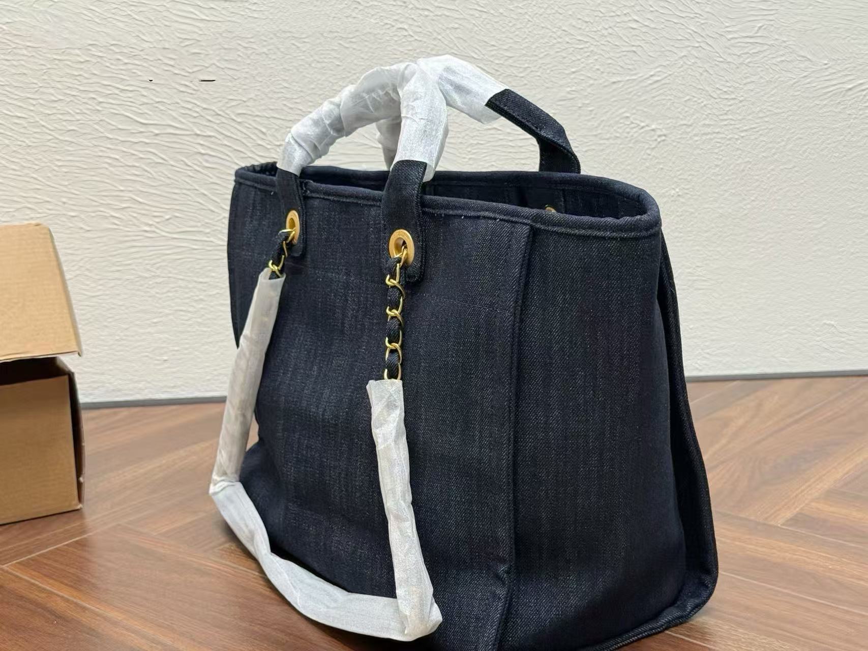 CHANE1チェーンデニムバッグ【50％割引+送料無料】