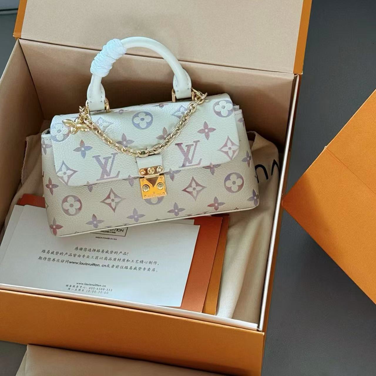 LVチェーンショルダー/クロスボディバッグ【50％割引+送料無料】