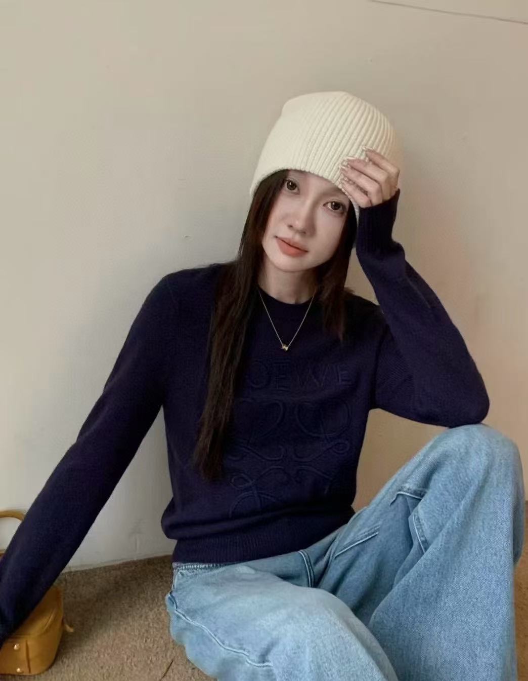 L0WEW 刺繍レターセーター【50％割引+送料無料】