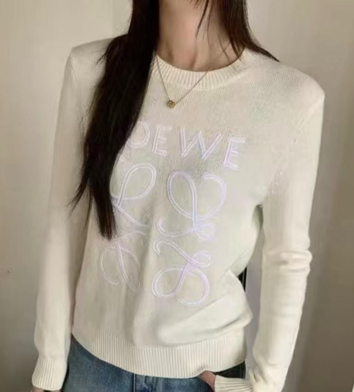 L0WEW 刺繍レターセーター【50％割引+送料無料】