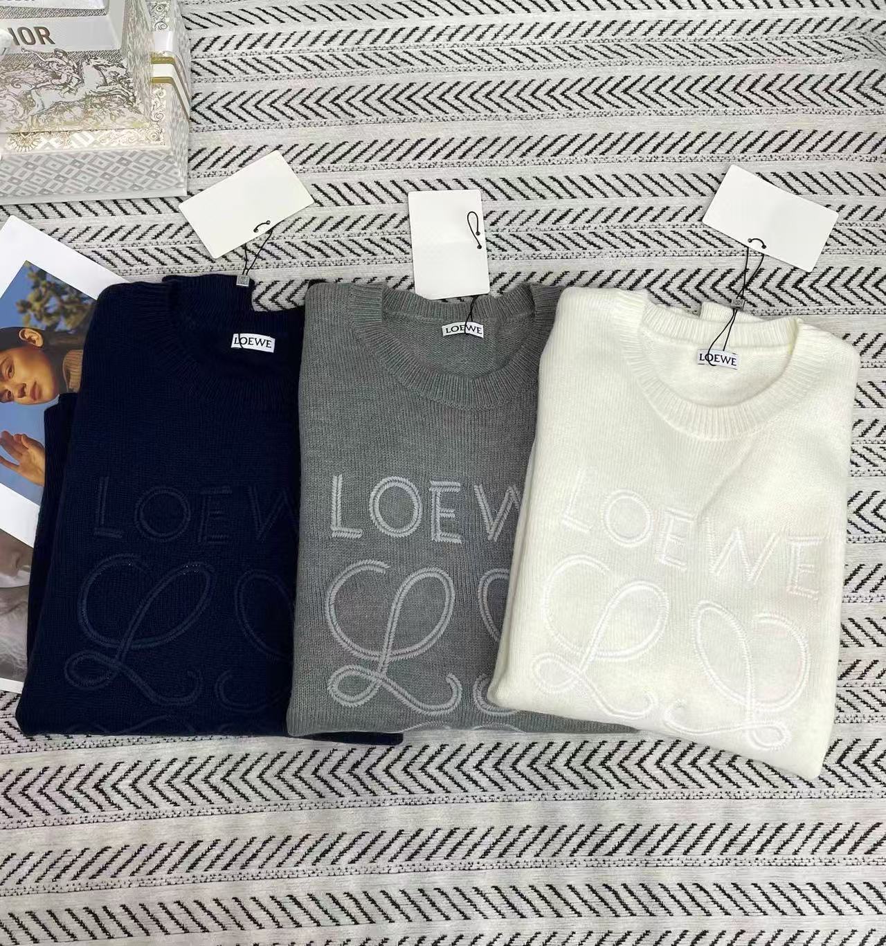 L0WEW 刺繍レターセーター【50％割引+送料無料】