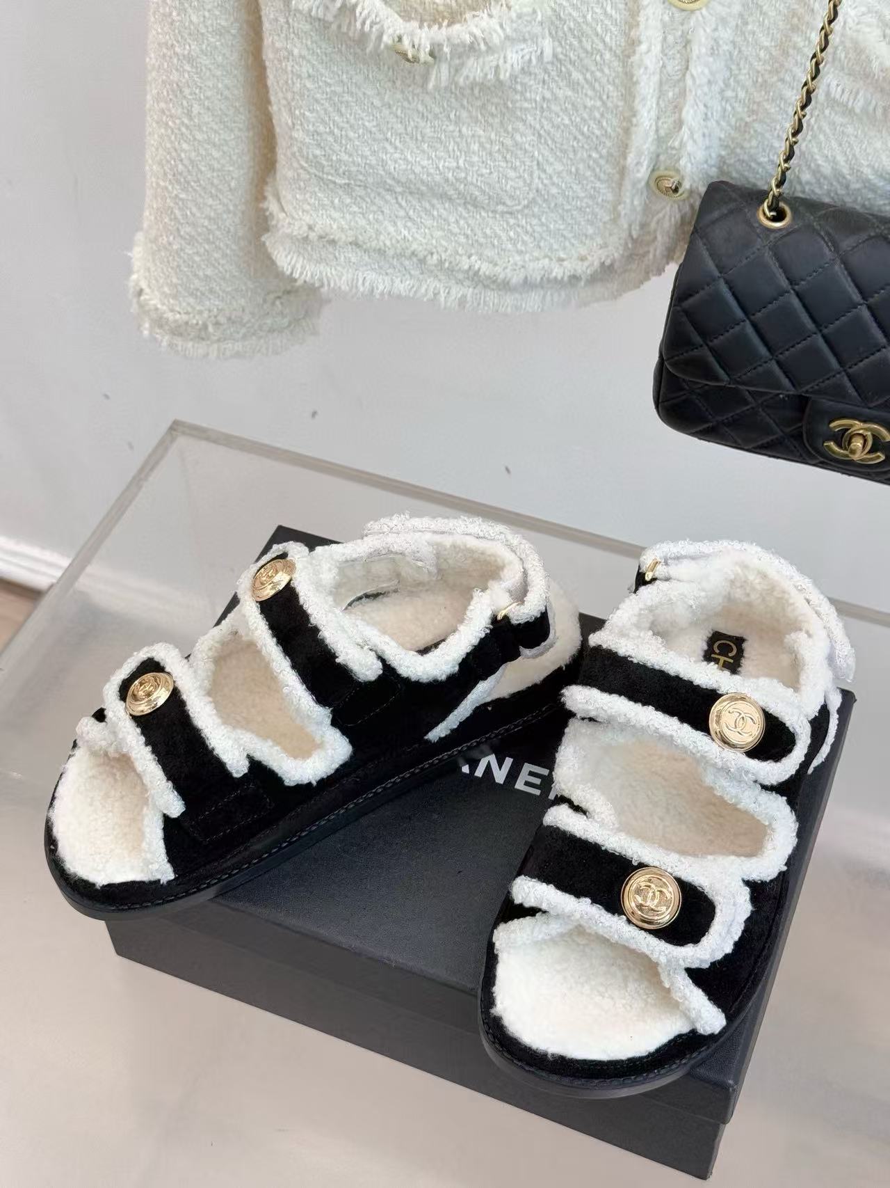 CHANE1高品質ウールサンダル【50％割引+送料無料】