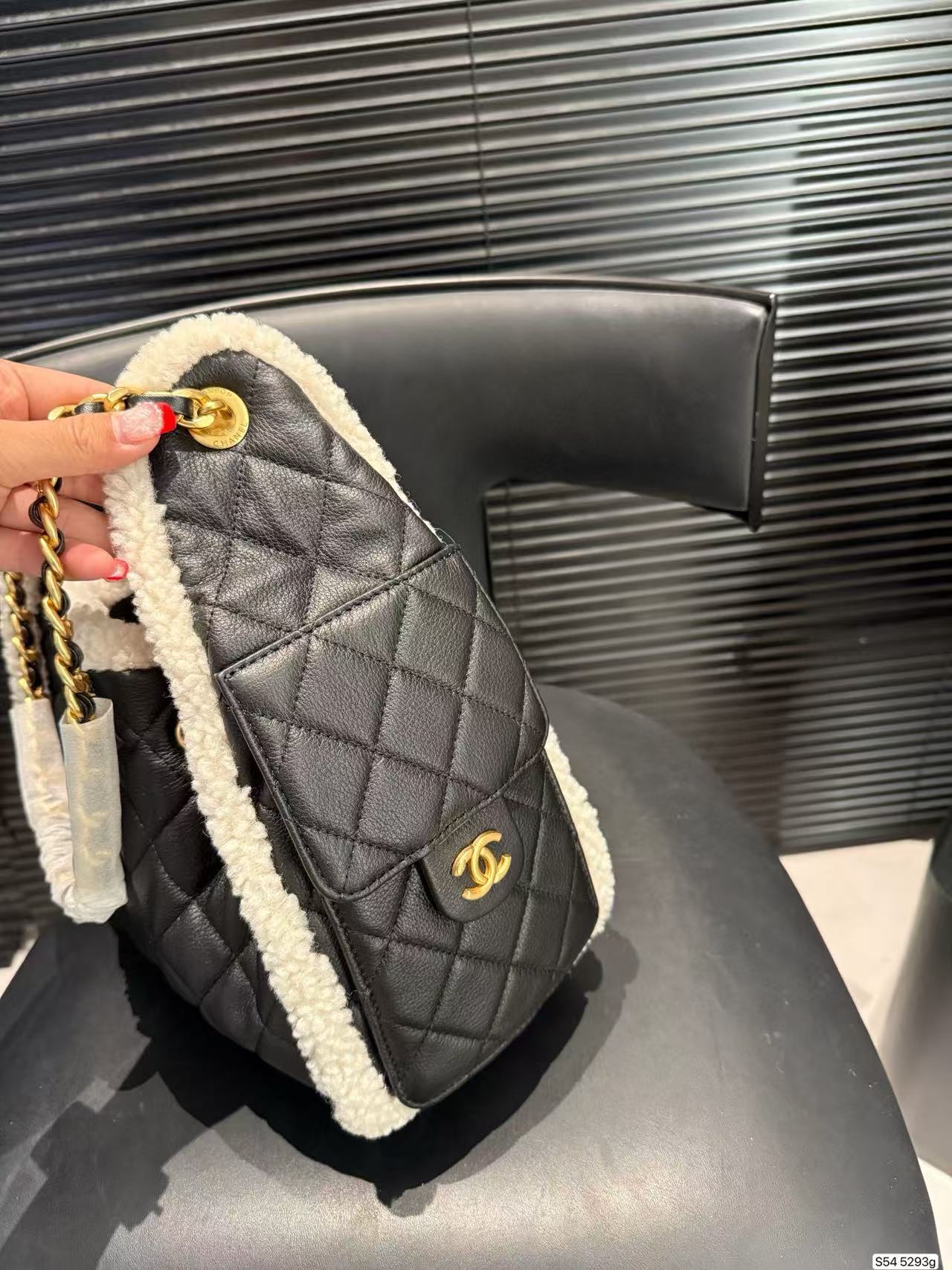 CHANE1上質なチェーンラムウールバッグ【50％割引+送料無料】