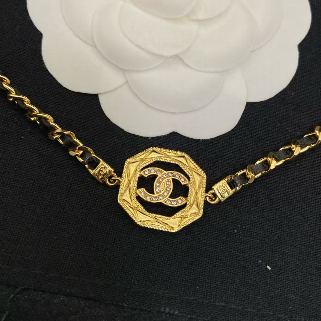 CHANE1レザーダブルCダイヤモンドネックレス【50％割引+送料無料】