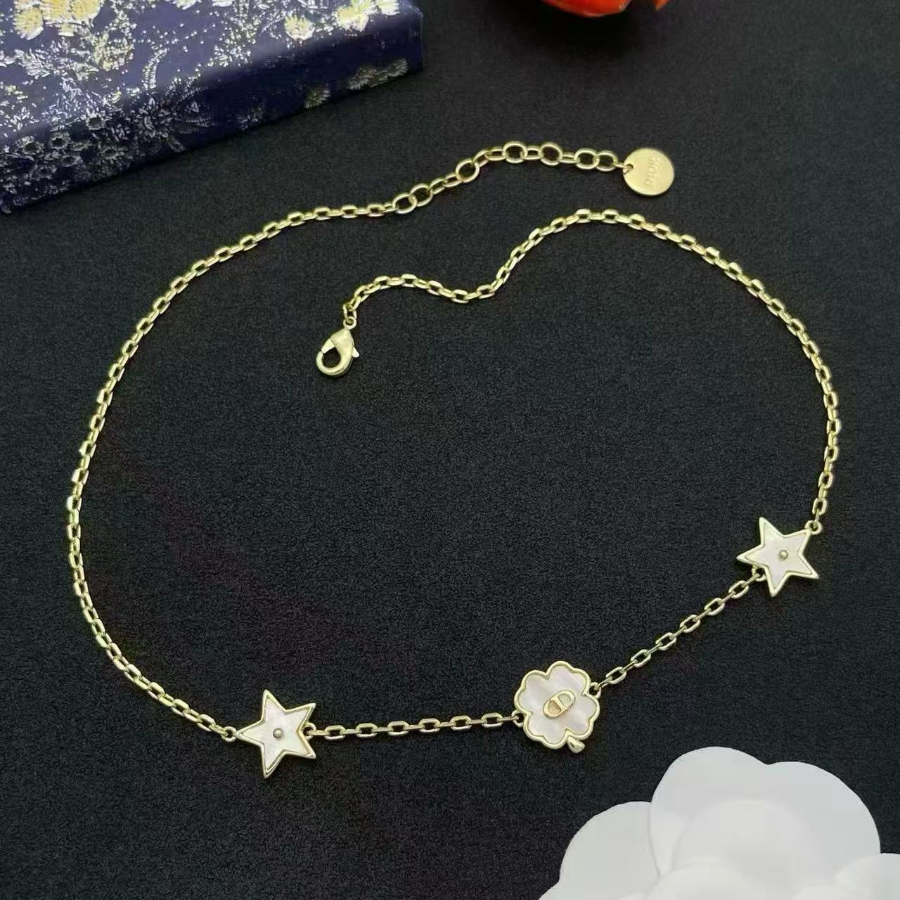 DIOR ファイブポインテッドスター CDネックレス【50％割引+送料無料】