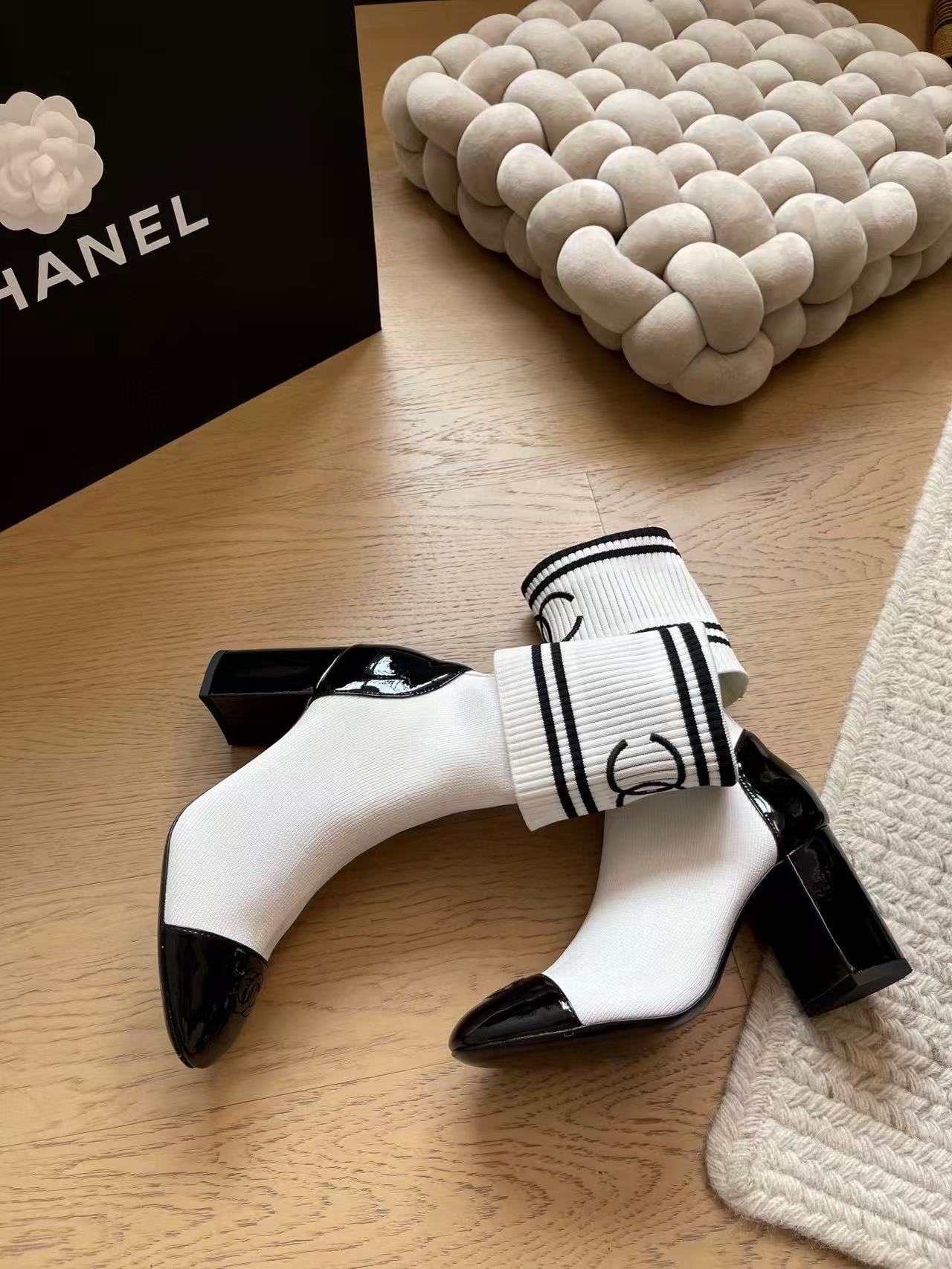 CHANE1 高品質弾性ストッキングとチャンキーヒールブーツ【50％割引+送料無料】