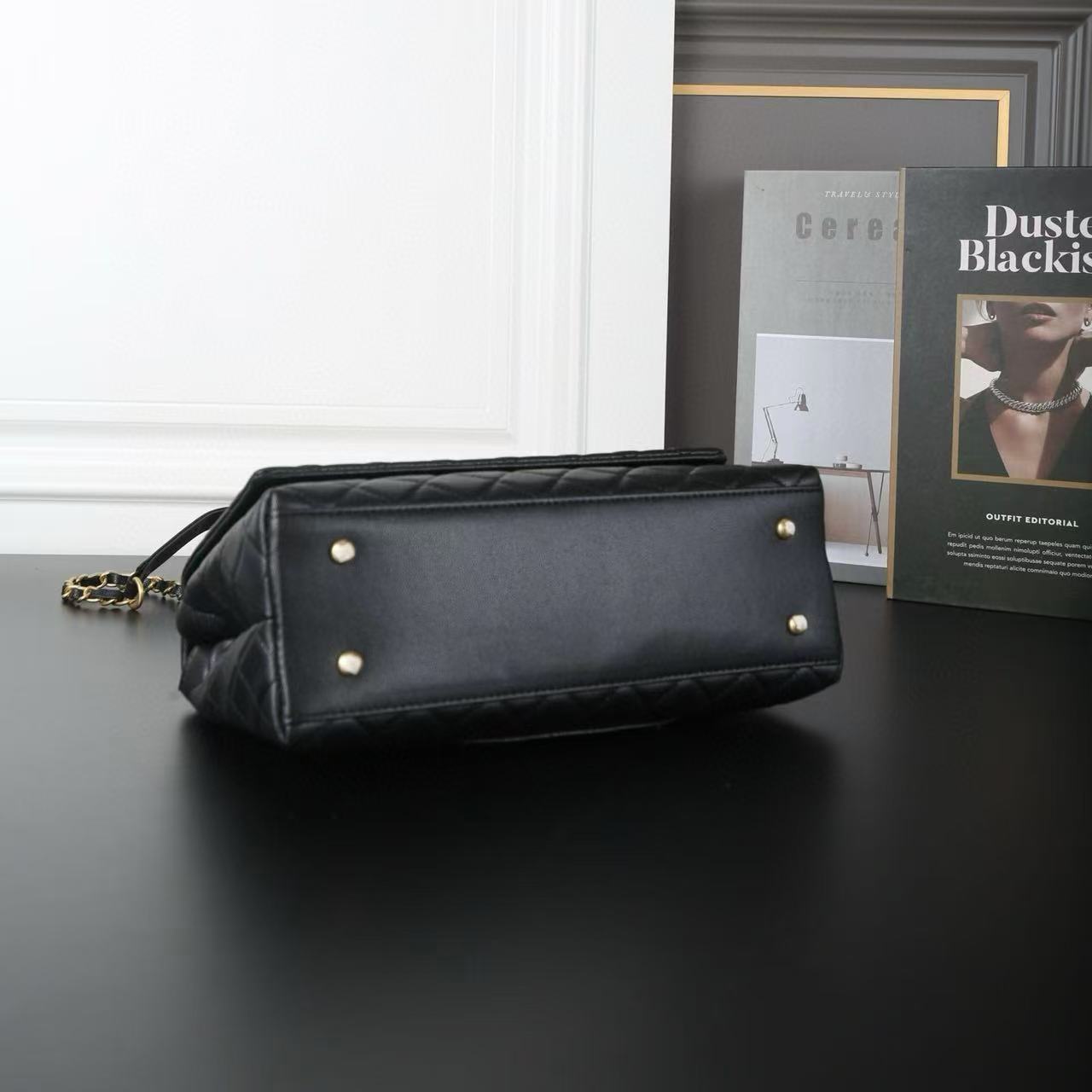 CHANE1キャビアチェーンショルダー/クロスボディバッグ【50％割引+送料無料】