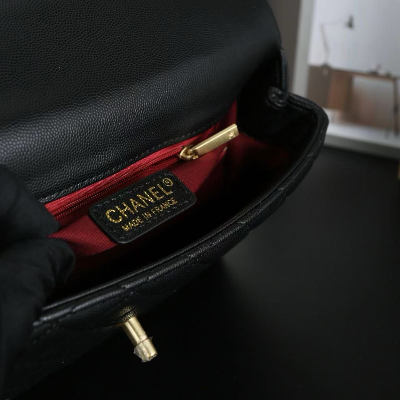 CHANE1キャビアチェーンショルダー/クロスボディバッグ【50％割引+送料無料】