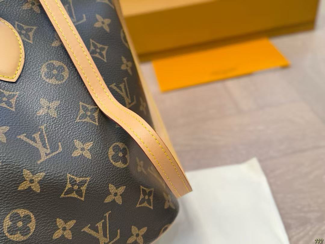 LVモノグラムハンドバッグ【50％割引+送料無料】