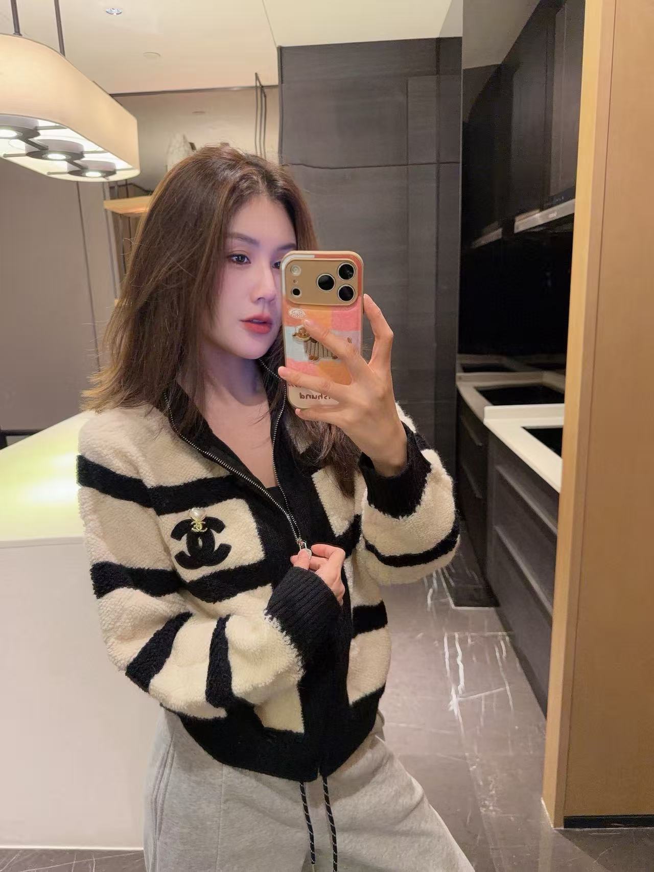 CHANE1ダブルCカラーブロックジップアップジャケット【50％割引+送料無料】