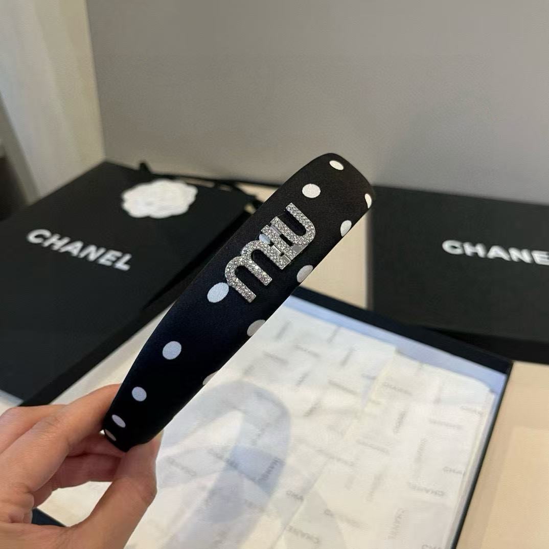 M1UM1U 水玉ヘッドバンド【50％割引+送料無料】