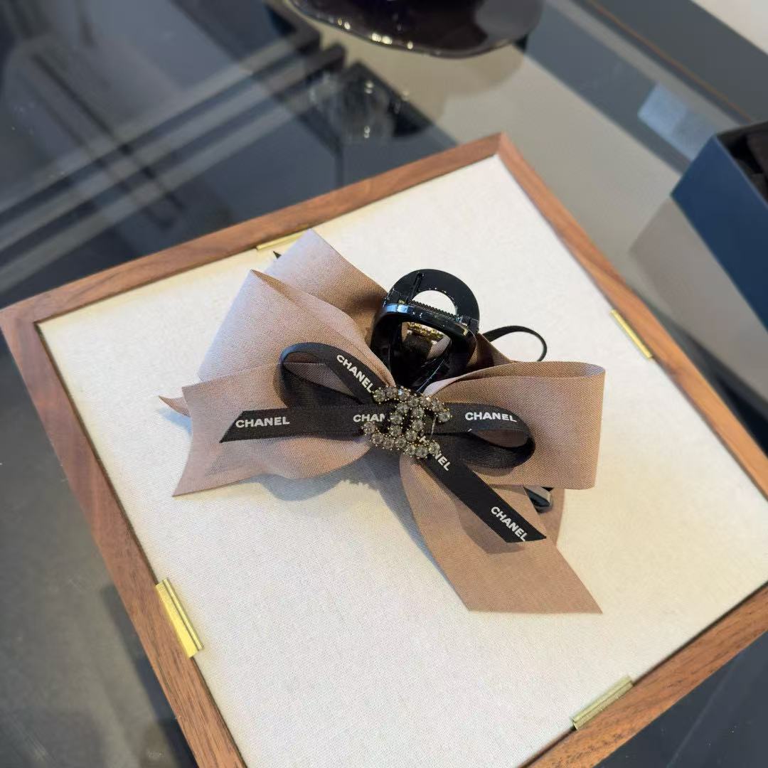 CHANE1 リボン装飾ダイヤモンドヘアクリップ【50％割引+送料無料】