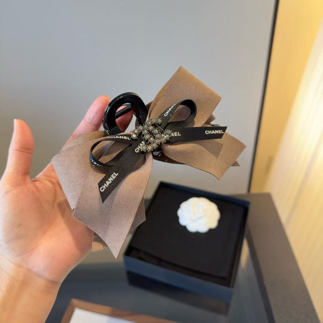 CHANE1 リボン装飾ダイヤモンドヘアクリップ【50％割引+送料無料】