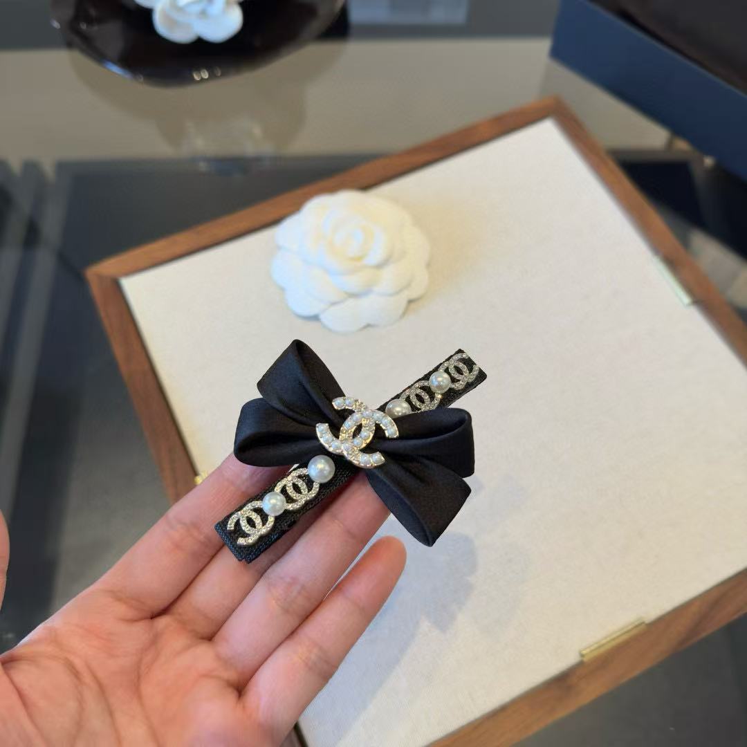 CHANE1 パールダブルCヘアクリップ【50％割引+送料無料】