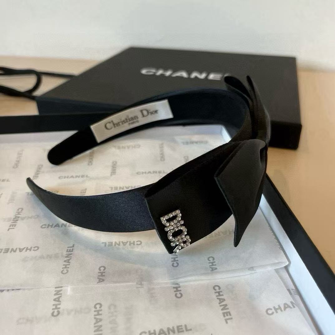 DIOR ボウレター ヘッドバンド【50％割引+送料無料】