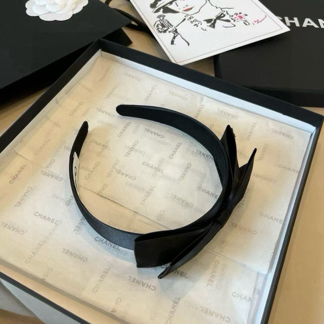 DIOR ボウレター ヘッドバンド【50％割引+送料無料】