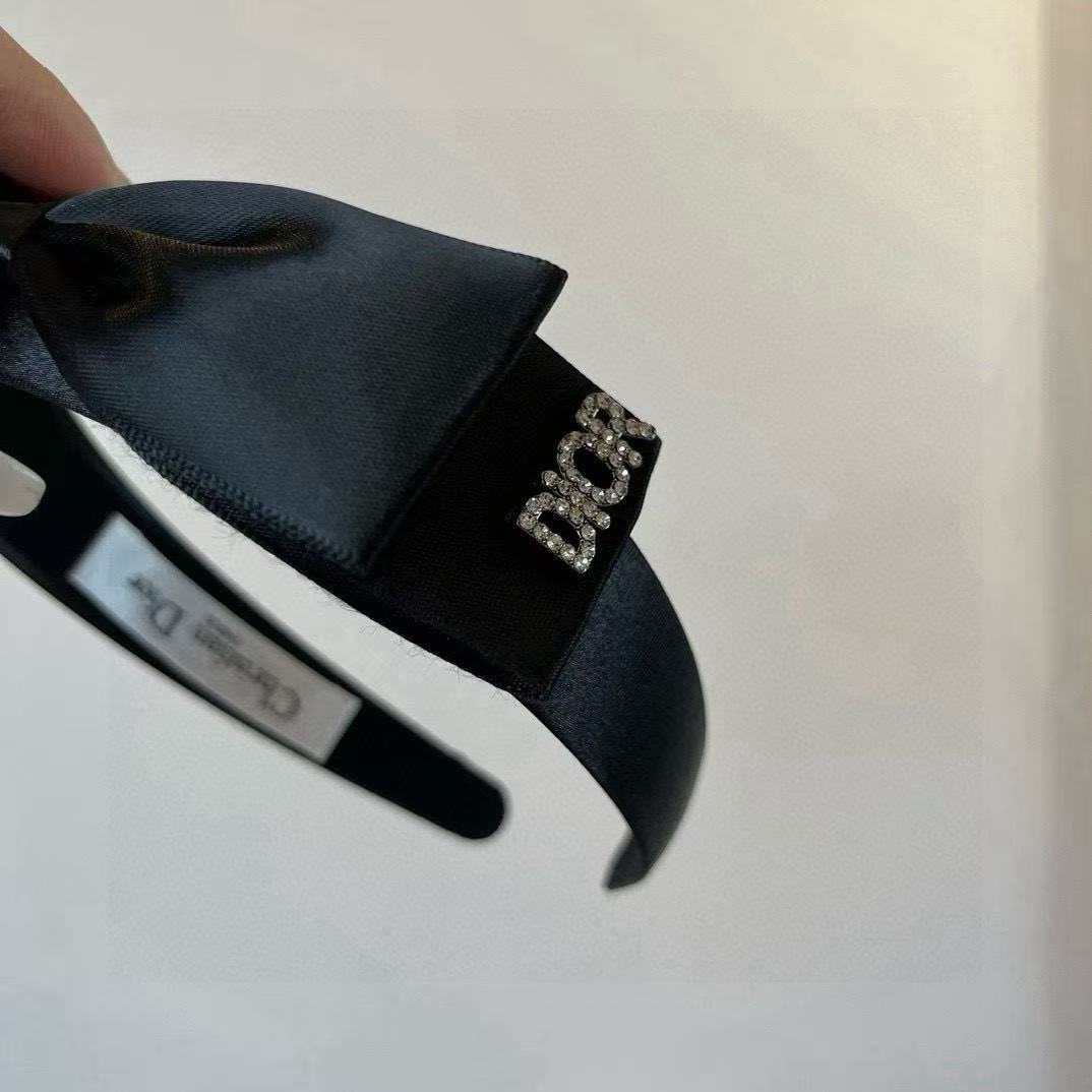 DIOR ボウレター ヘッドバンド【50％割引+送料無料】