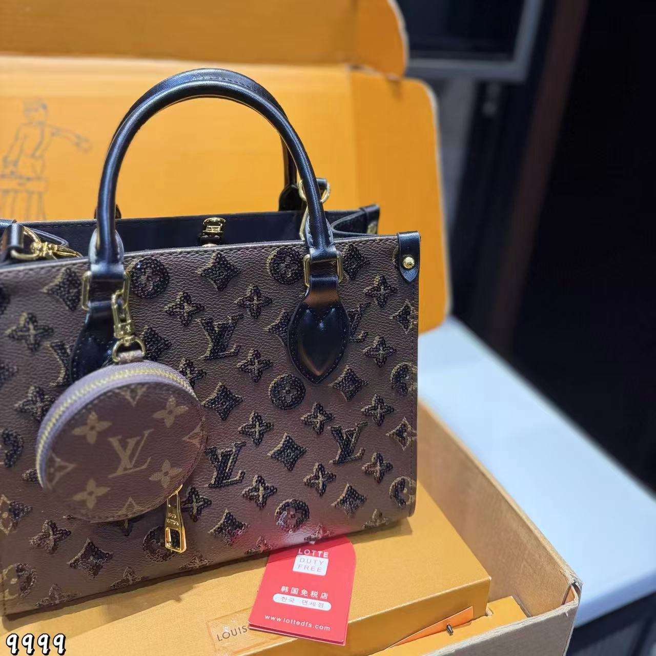 LV Onthegoジャングルトートバッグ【50％割引+送料無料】