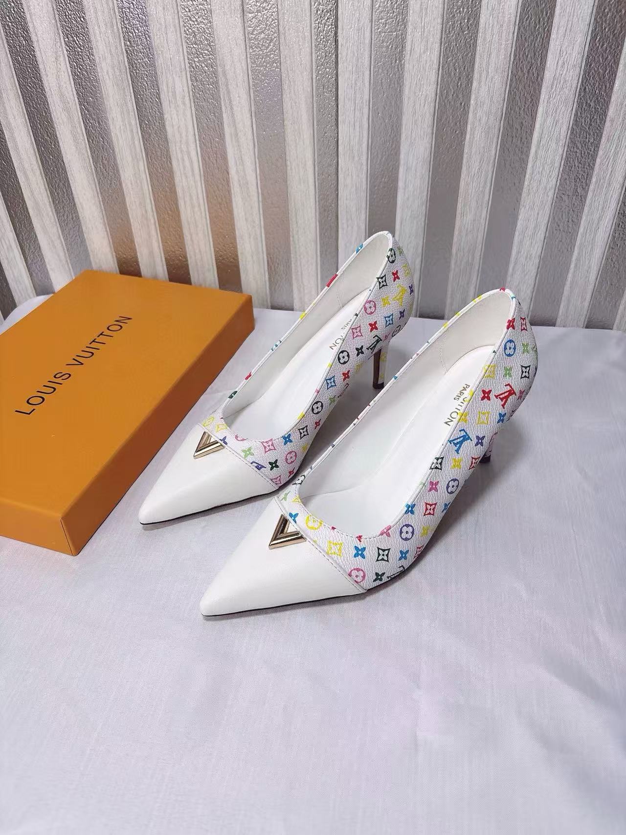 LVプリント ポインテッドトゥ ハイヒール【50％割引+送料無料】