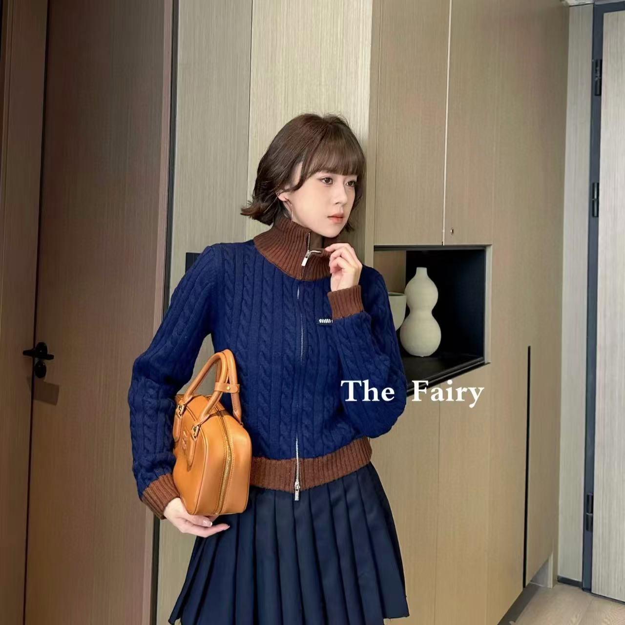 M1UM1U 襟付きジップアップウールカーディガン【50％割引+送料無料】